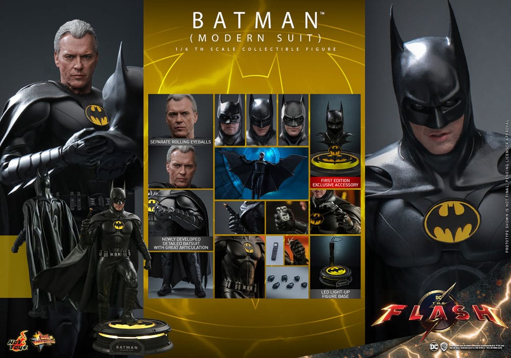The Flash Movie Masterpiece Action Figure 1/6 Batman (Modern Suit) 30 cm - Damaged packaging