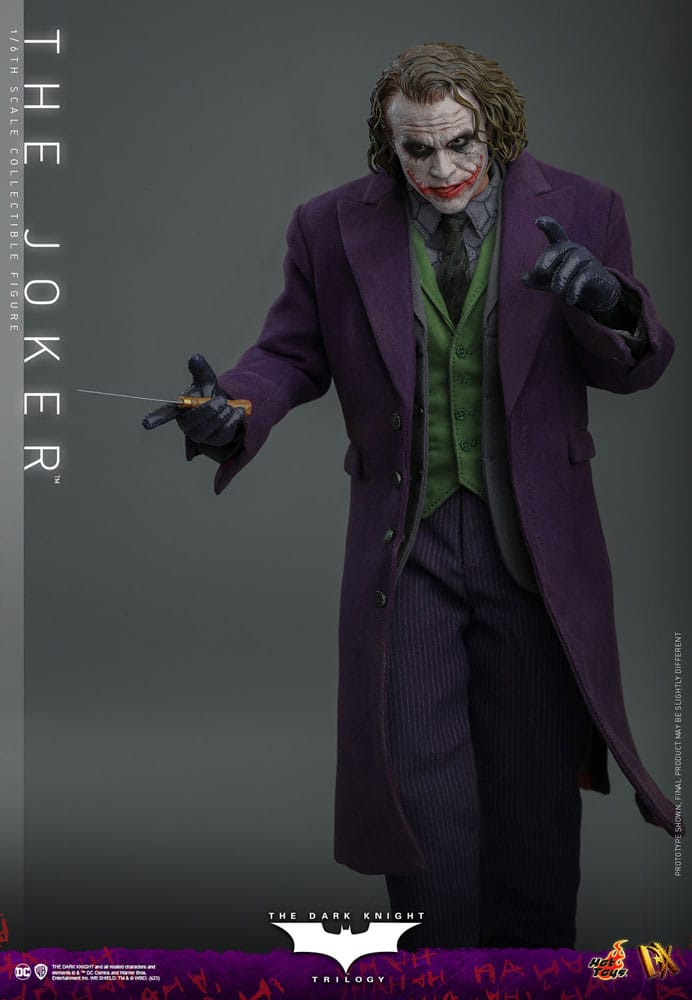 The Dark Knight DX Action Figure 1/6 The Joker 31 cm