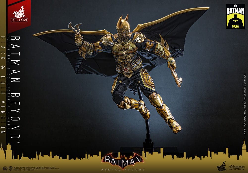 Batman: Arkham Knight Videogame Masterpiece Action Figure 1/6 Batman Beyond (Black &amp; Gold Version) 32 cm