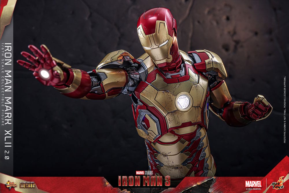 Iron Man 3 Movie Masterpiece Diecast Action Figure 1/6 Iron Man Mark XLII (2.0) 32 cm