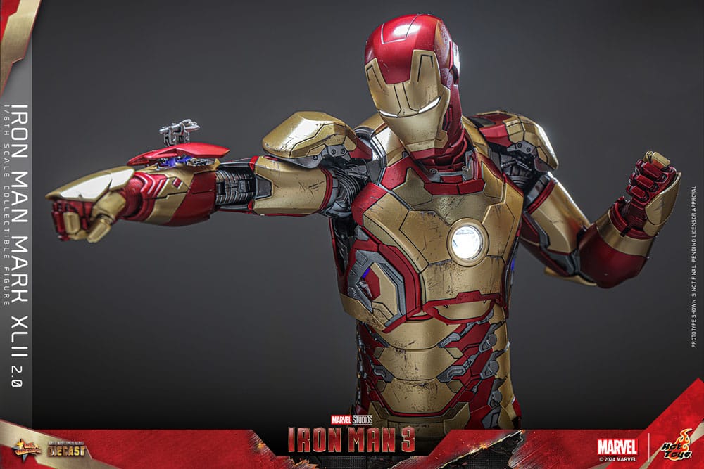 Iron Man 3 Movie Masterpiece Diecast Action Figure 1/6 Iron Man Mark XLII (2.0) 32 cm