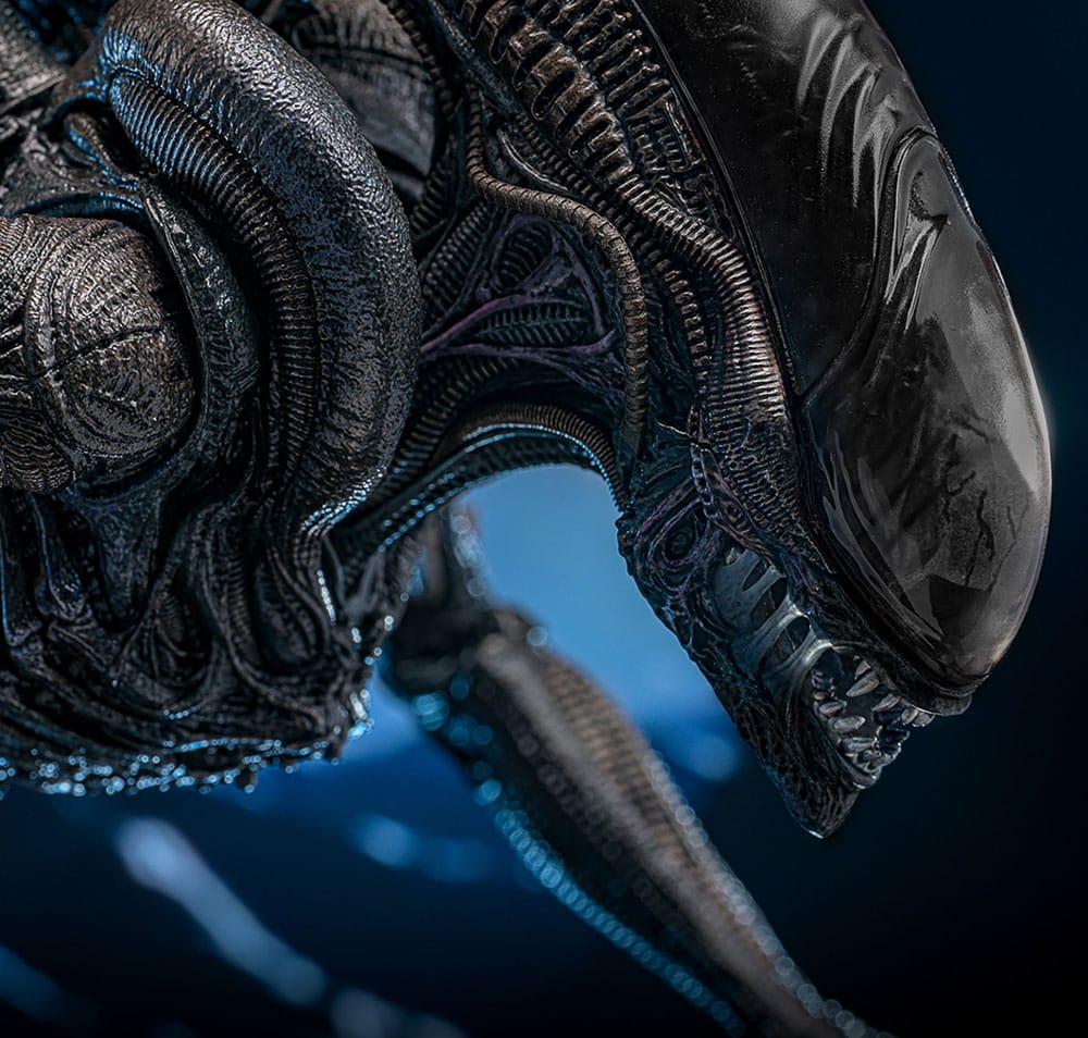 Alien: Romulus Movie Masterpiece Action Figure 1/6 Scorched Xenomorph 44 cm