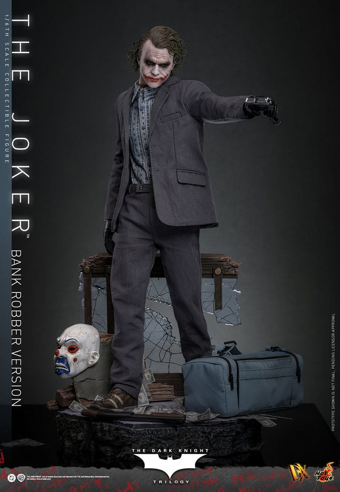 The Dark Knight DX Action Figure 1/6 The Joker (Bank Robber Version) 30 cm