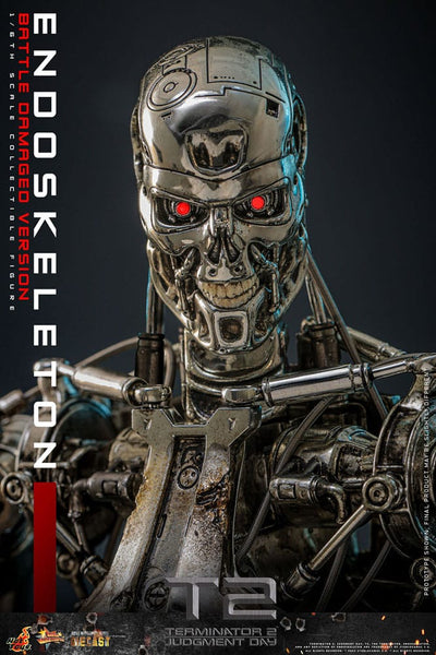 Terminator 2: Judgment Day Movie Masterpiece Die-cast  Action Figure 1/6 Endoskeleton (Battle Damaged Version) 31 cm
