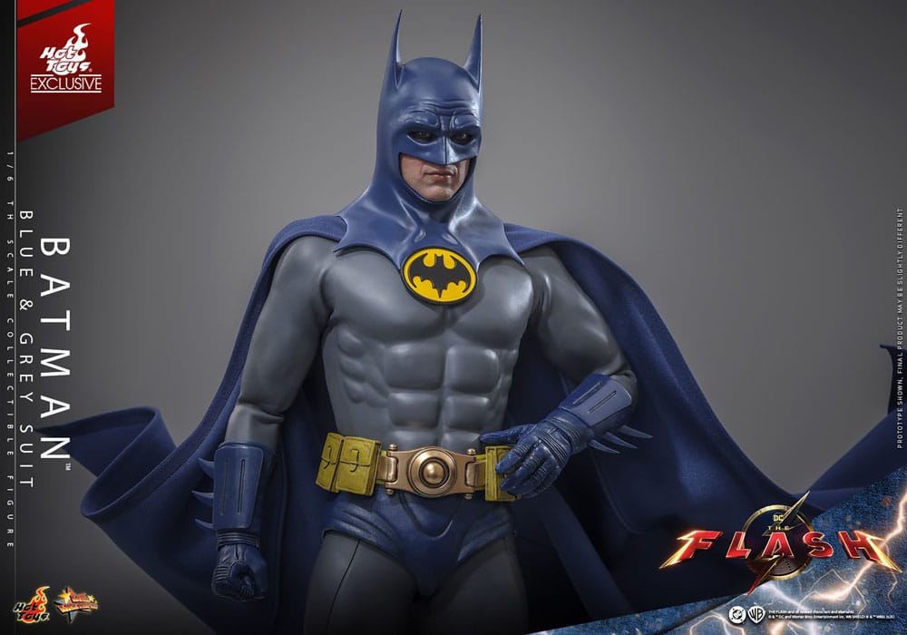 The Flash Movie Masterpiece Action Figure 1/6 Batman (Blue & Grey Suit) Limited Edition Hot Toys Exclusive 30 cm