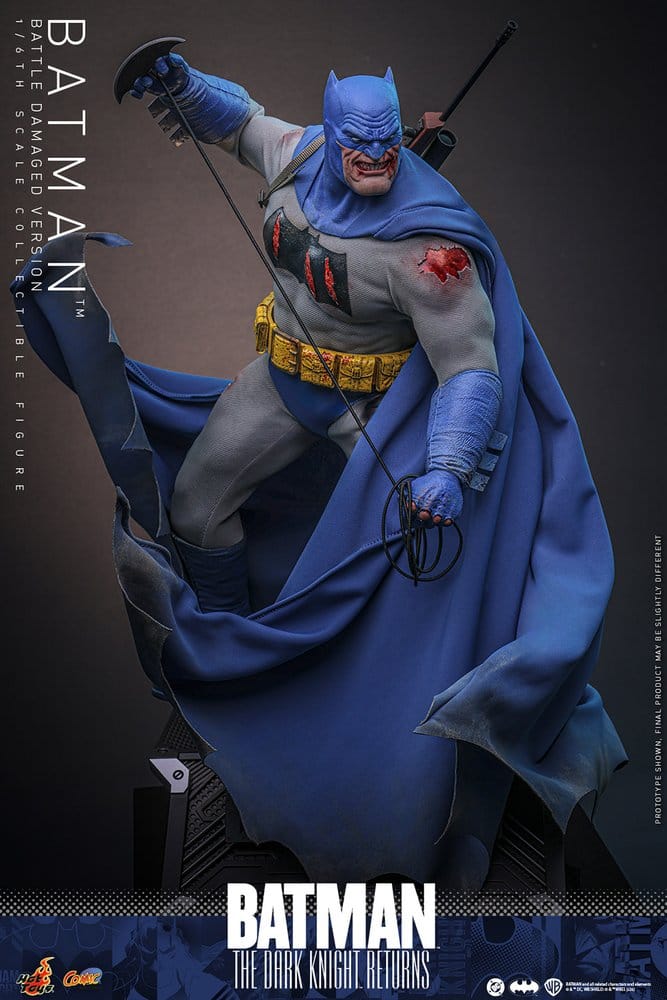 Batman: The Dark Knight Returns Comic Masterpiece Action Figure 1/6 Batman (Battle Damaged Version) 32 cm