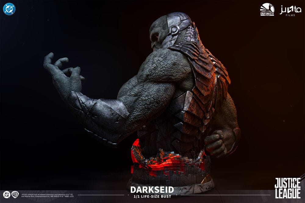 Zack Snyder´s Justice League Life Size Bust 1/1 Darkseid 136 cm