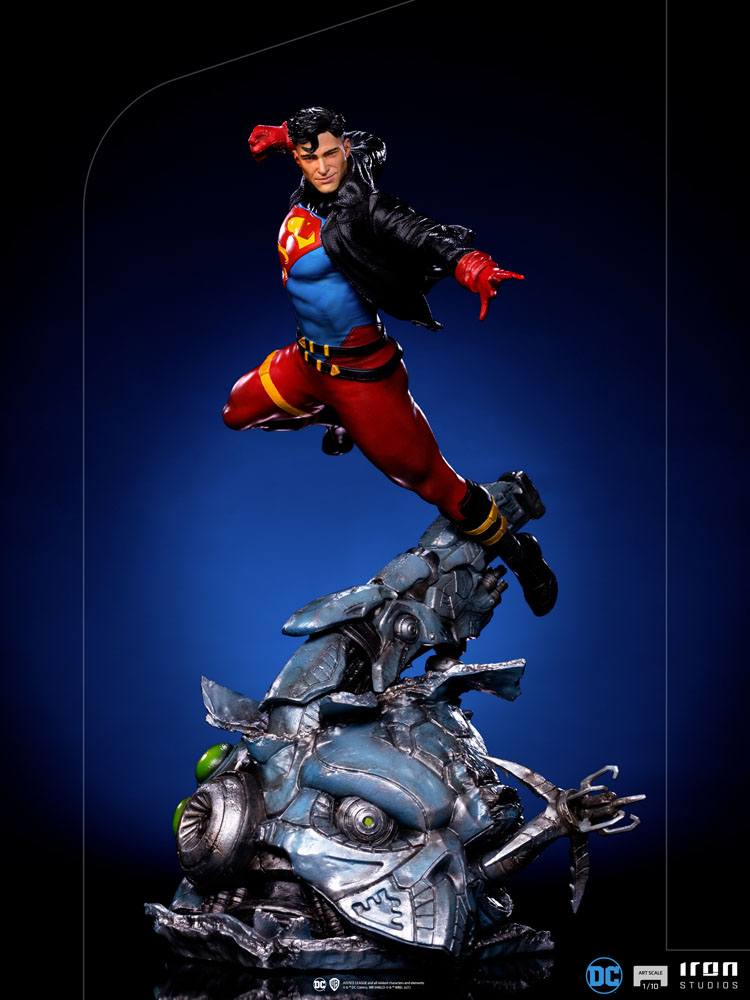 DC Comics Deluxe Art Scale Statue 1/10 Superboy 28 cm