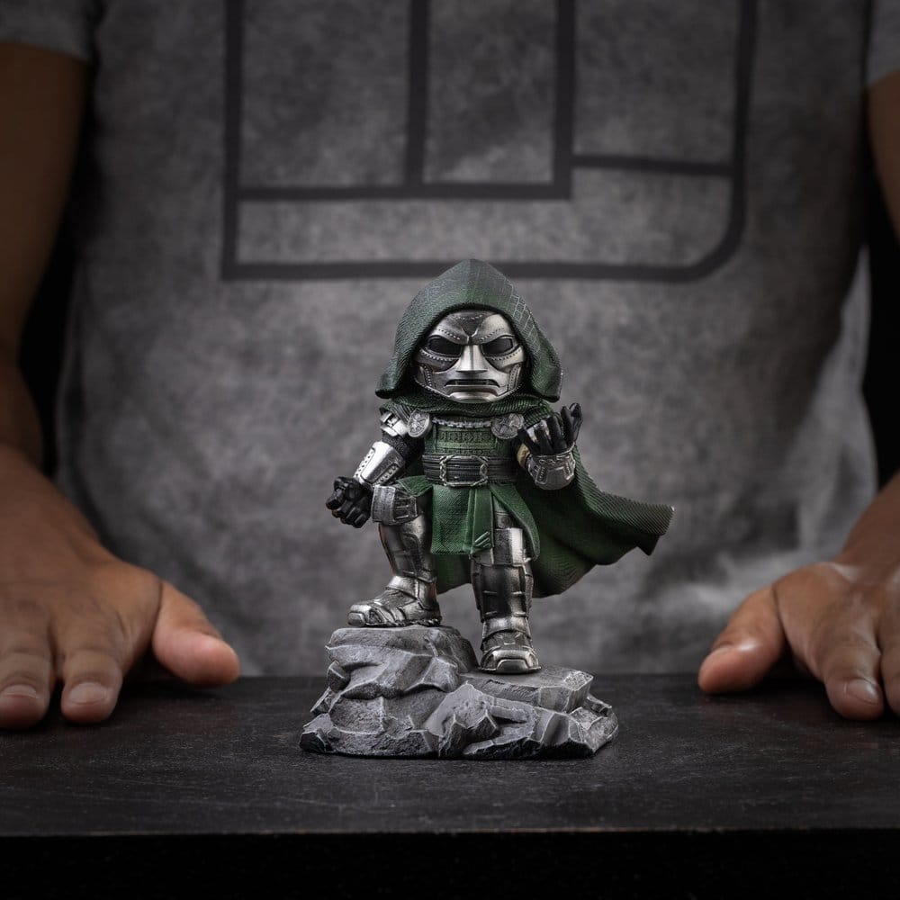 Avengers: Doomsday MiniCo Statue Doctor Doom 15 cm