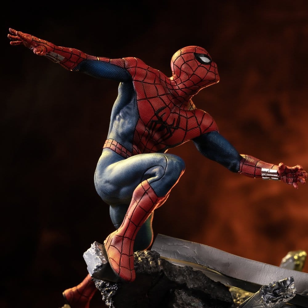 Marvel Comics Art Scale Statue 1/10 Spider-Man vs Hulk 38 cm