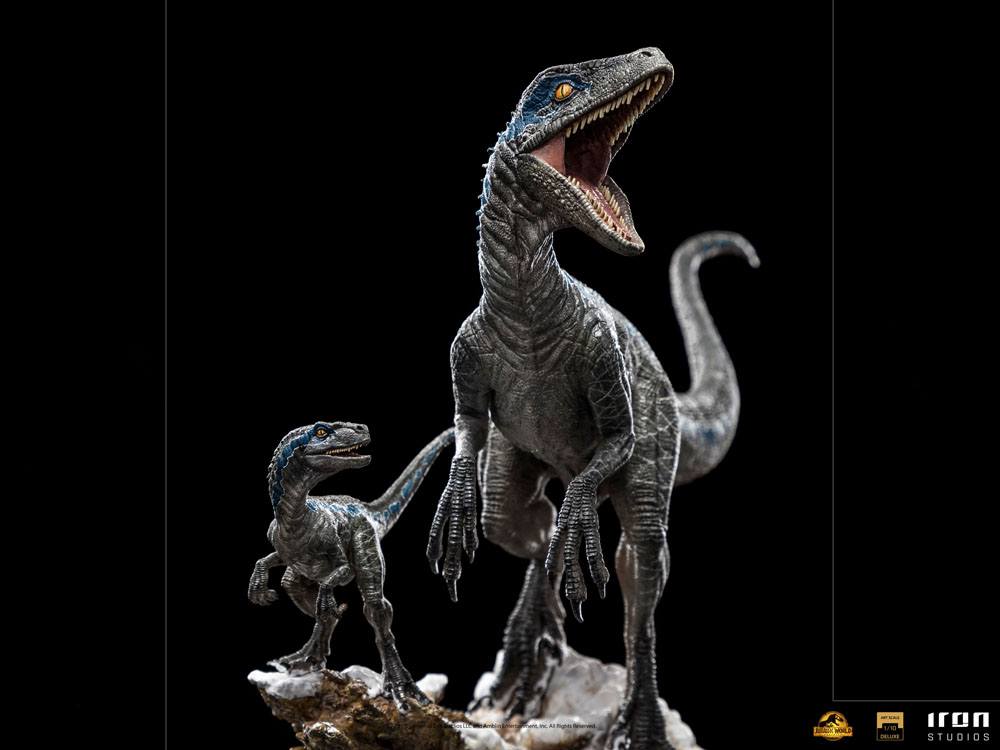 Jurassic World Dominion Deluxe Art Scale Statue 1/10 Blue and Beta 20 cm