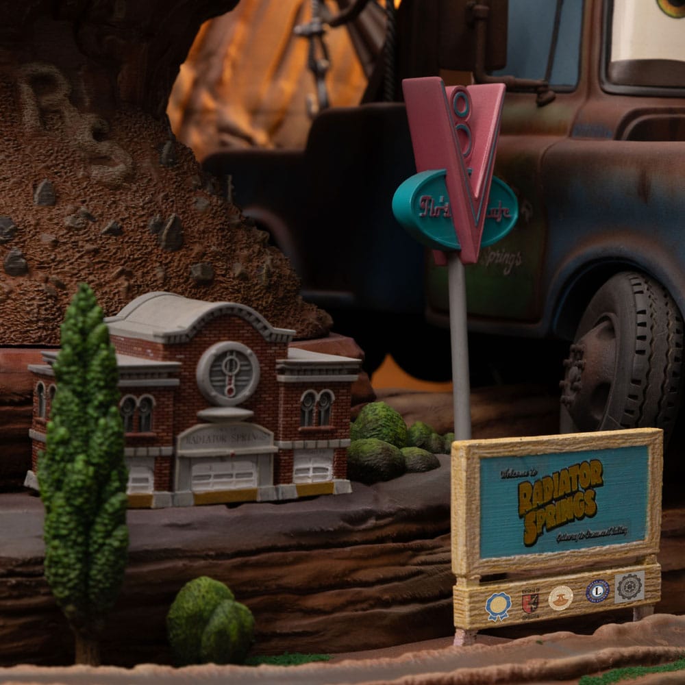 Cars Deluxe Art Scale Statue 1/10 Lightning Mcqueen &amp; Tow Mater 31 cm