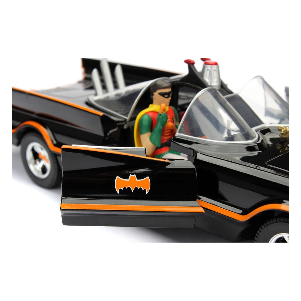 DC Comics Diecast Model 1/24 Batman 1966 Classic Batmobile