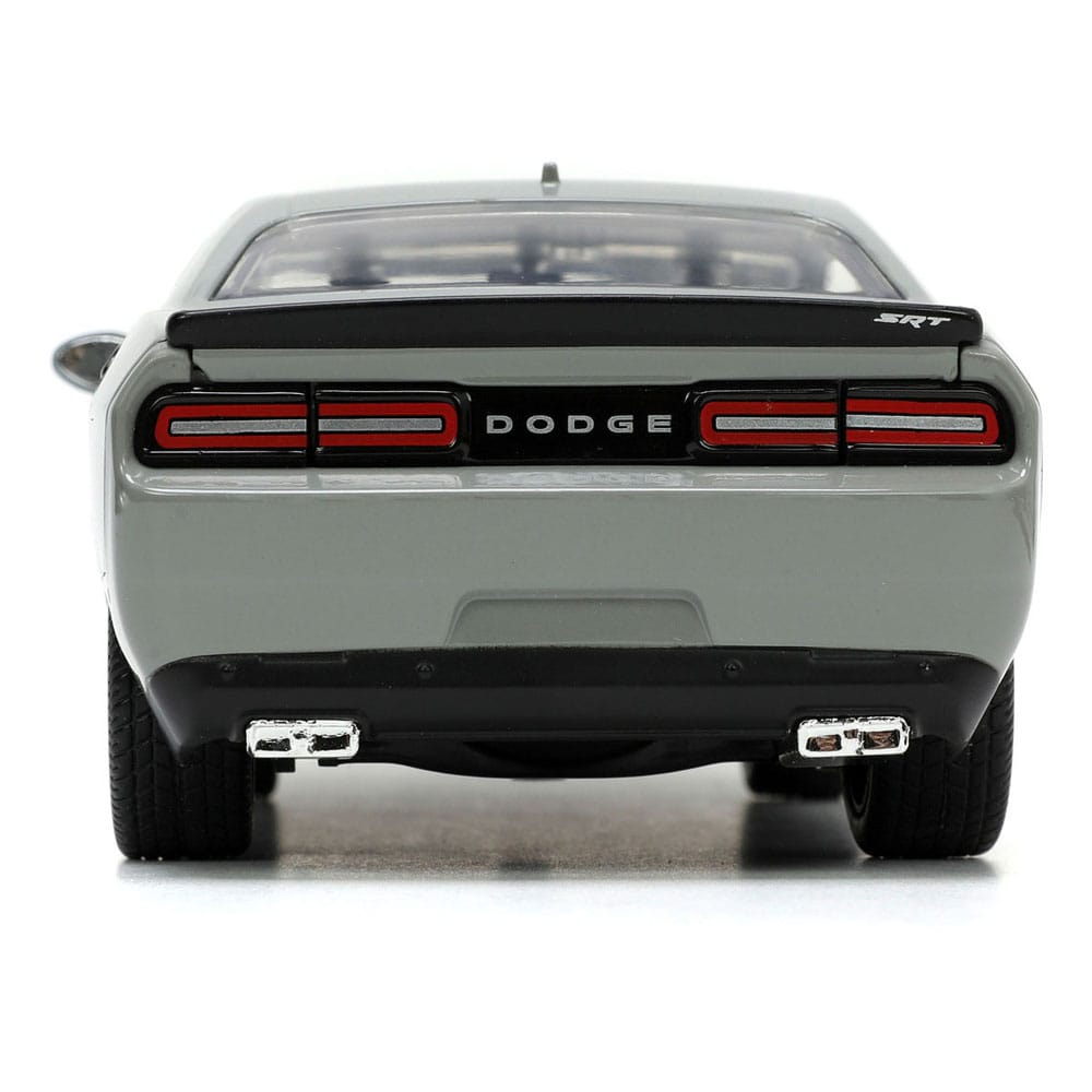 Tom & Jerry Diecast Model 1/24 2015 Dodge Challenger