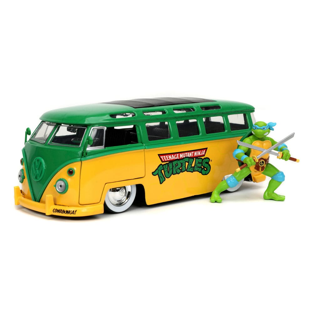 Teenage Mutant Ninja Turtles Diecast Model 1/24 1962 VW Bus Leonardo