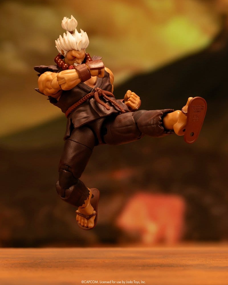 Ultra Street Fighter II: The Final Challengers Action Figure 1/12 Akuma Deluxe 15 cm