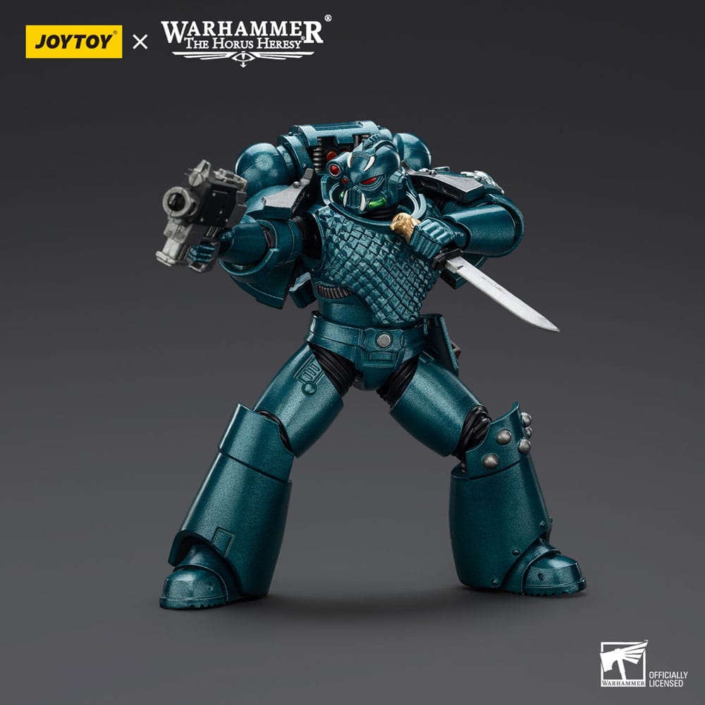 Warhammer The Horus Heresy Action Figure Alpha Legion Head hunter With Banestrike Combi-Bolter And Power Dagger 20 cm