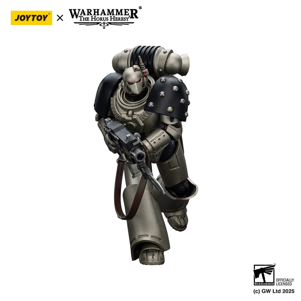 Warhammer The Horus Heresy Action Figure 1/18 lron Warriors MKVI Tactical Sergeant with Power Sword and Plasma Pistol 12 cm