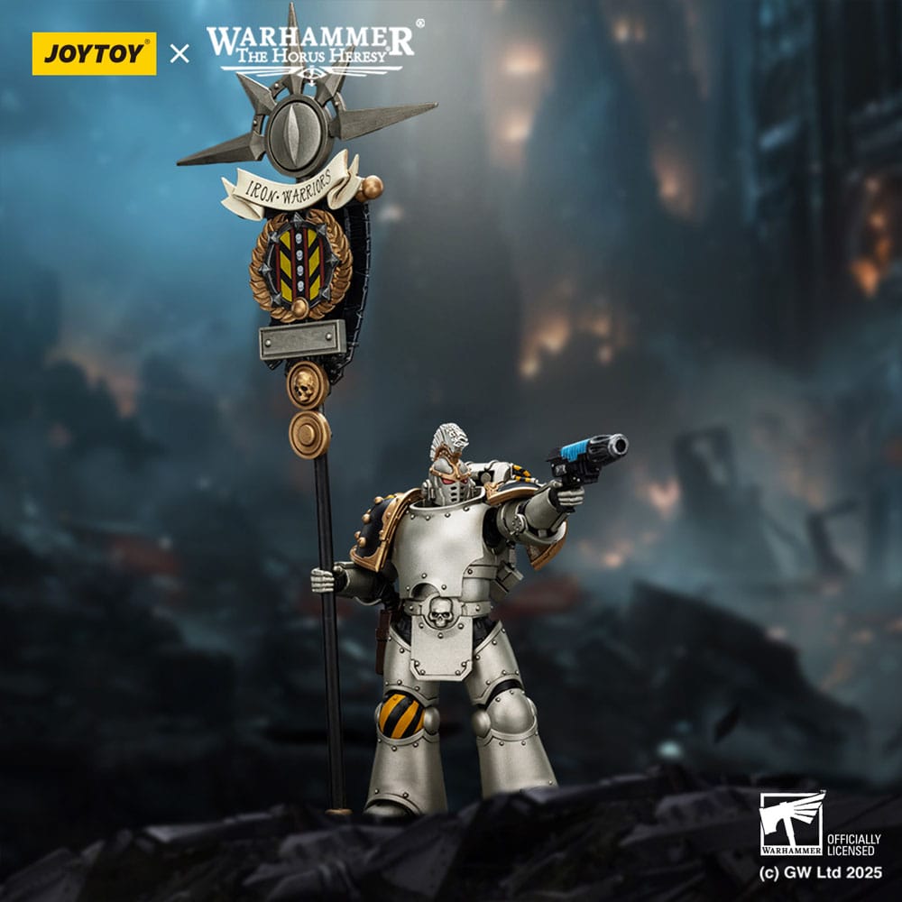 Warhammer The Horus Heresy Action Figure 1/18 lron Warriors Command Squad Chosen with Legion Standard 12 cm