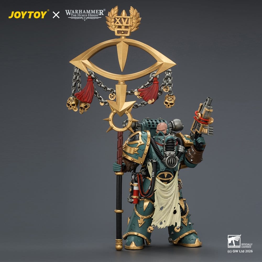Warhammer Action Figure Sons of Horus Maloghurst the Twisted, the Warmaster's Equerry 13 cm