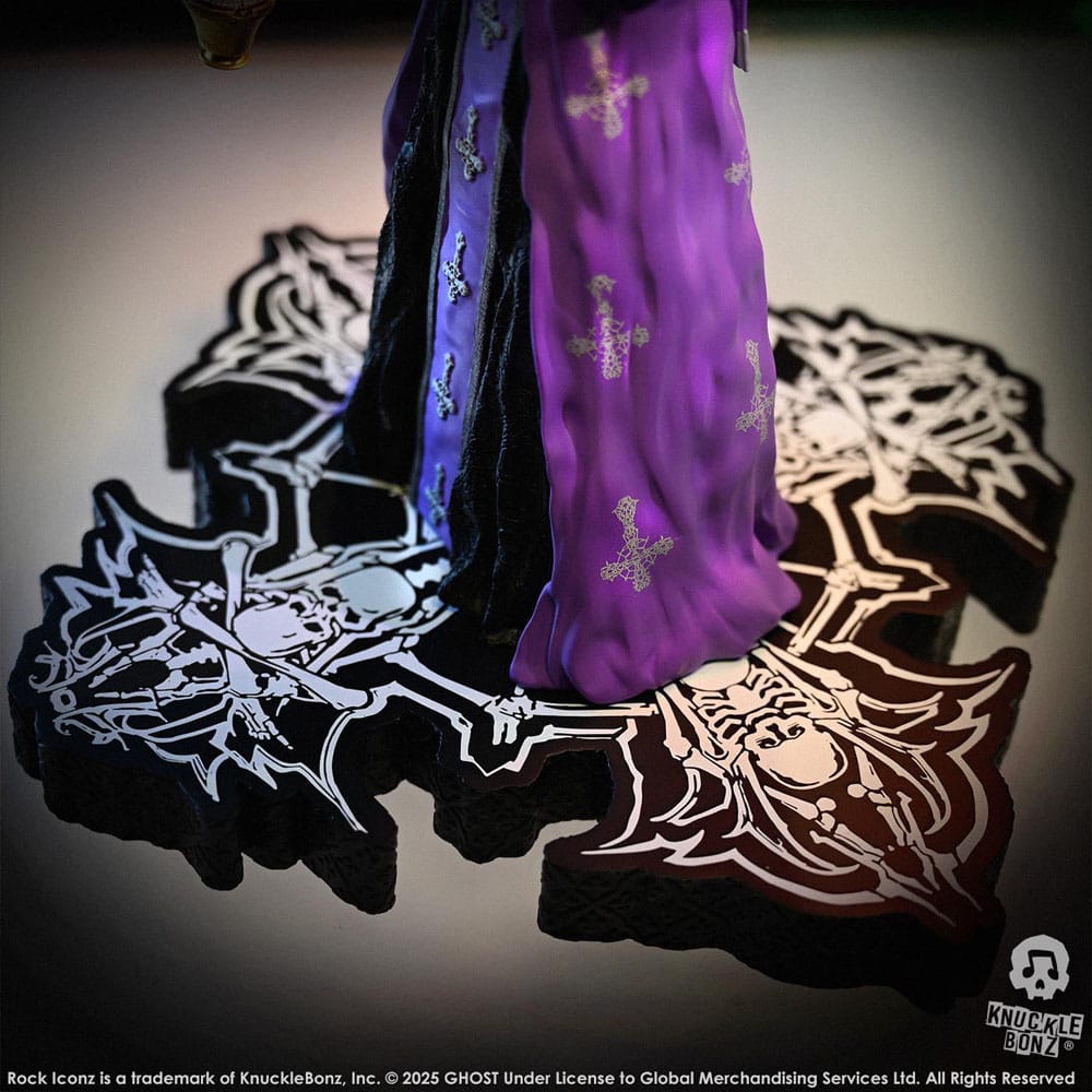 Ghost Rock Iconz Statue Papa V Perpetua Purple Robes 22 cm - Damaged packaging