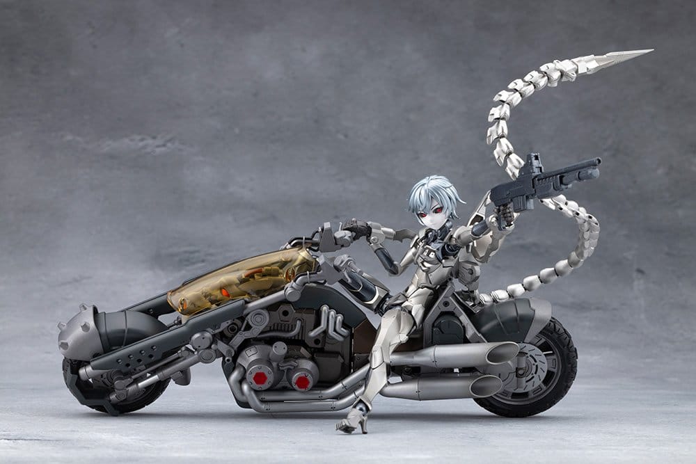 Megalomaria Unlimited Universe Plastic Model Wreckage Hunter 25 cm