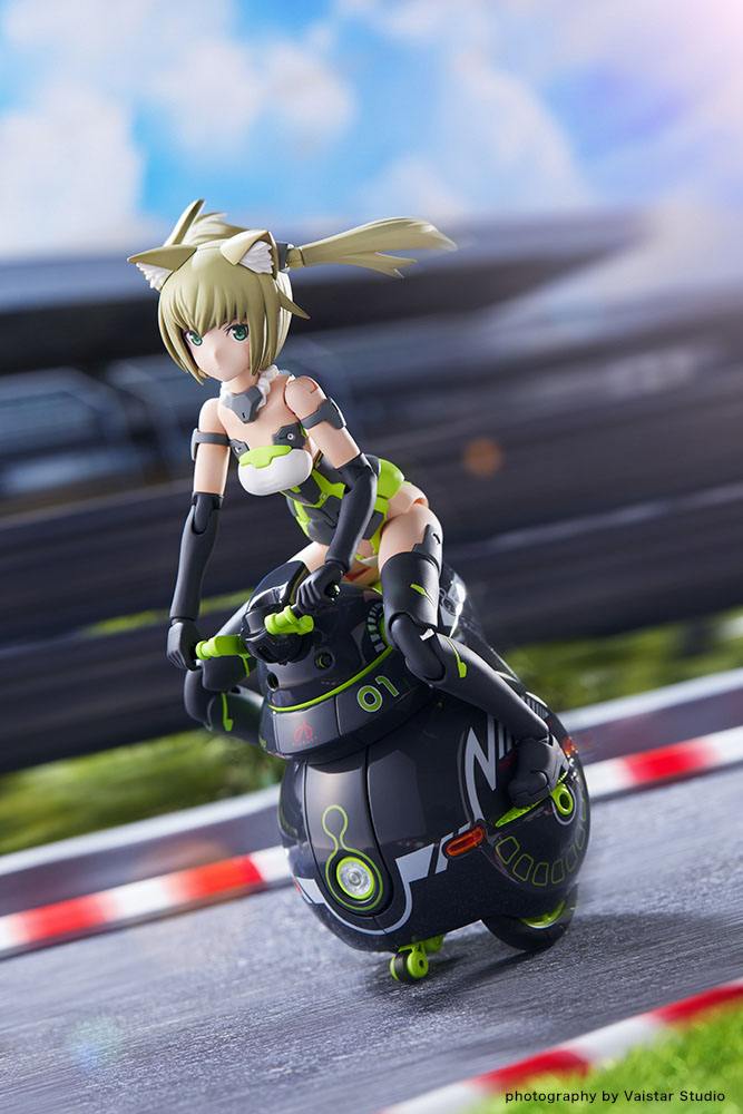 Frame Arms Girl Plastic Model Kit Innocentia (Racer) & Noseru (Racing Specs Ver.) 15 cm