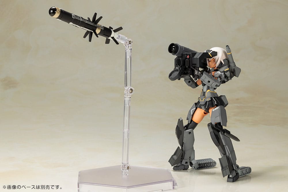 Frame Arms Girl Plastic Model Kit Gourai-Kai (Black) with FGM148 Type Anti-Tank Missile 16 cm