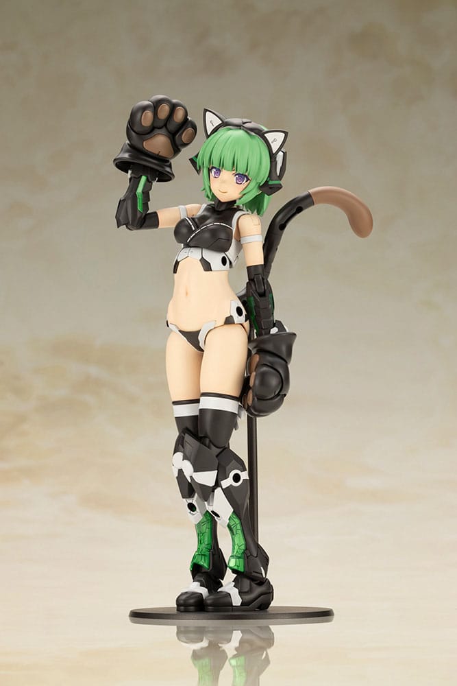 Frame Arms Girl Plastic Model Kit Magatsuki Cat Armor Ver. 16 cm