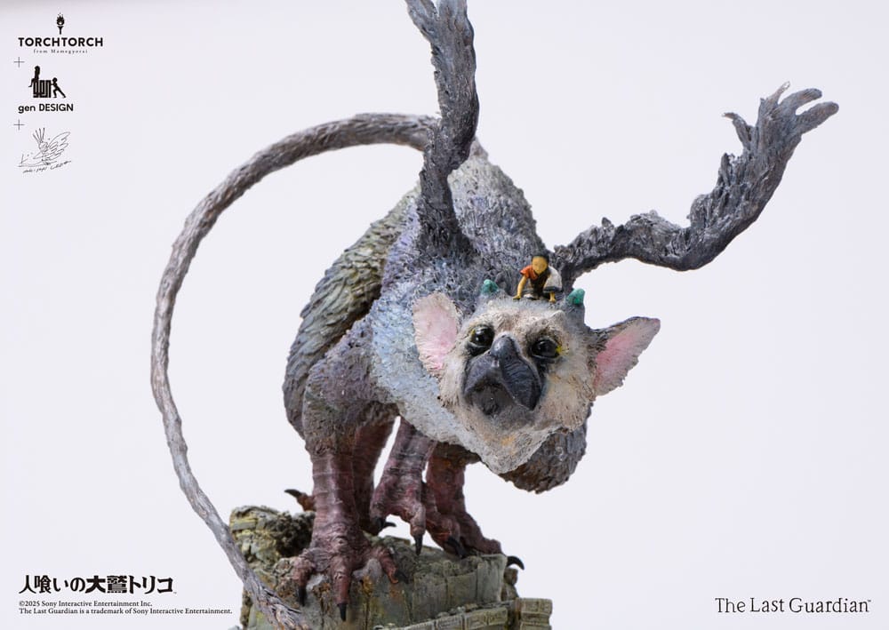 The Last Guardian Art Statue Trico by Akishi Ueda 50 cm