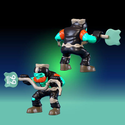 Rover Robin Plastic Model Kit Overtakes Skull Rider