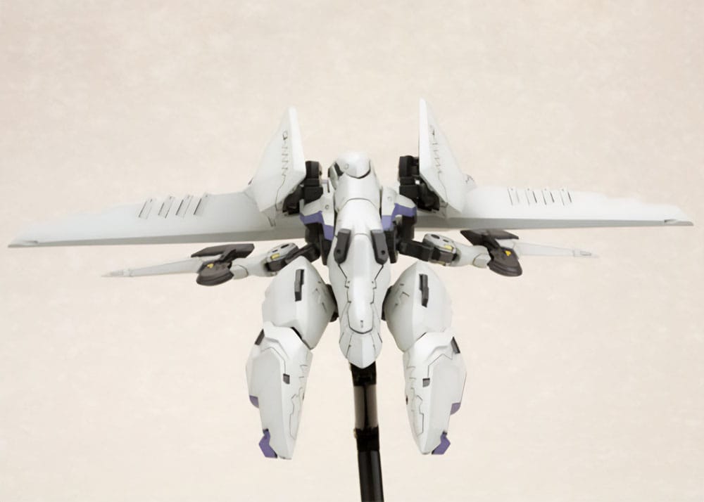 Zone of the Enders The 2nd Runner Plastic Model Kit Vic Viper 18 cm