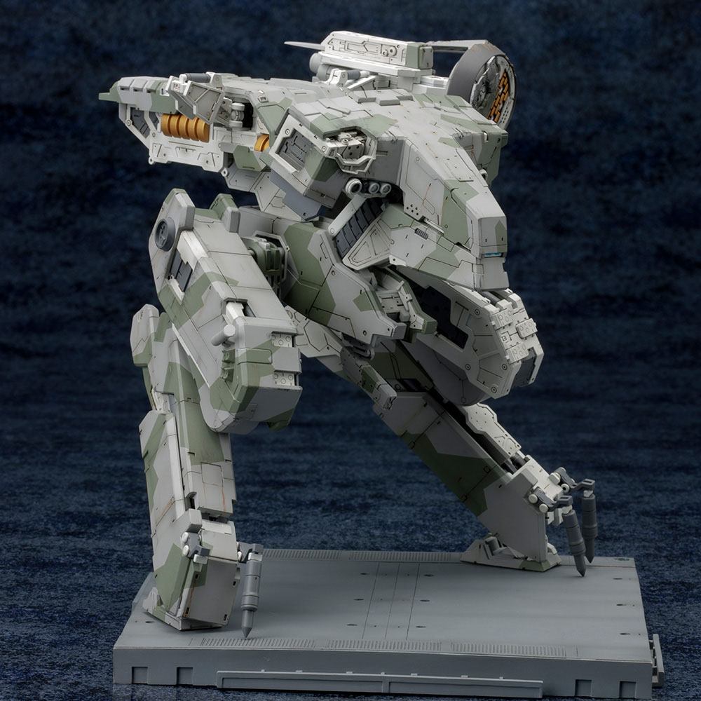 Metal Gear Solid 4 Plastic Model Kit 1/100 Metal Gear Rex MGS 4 Version 22 cm - Severely damaged packaging