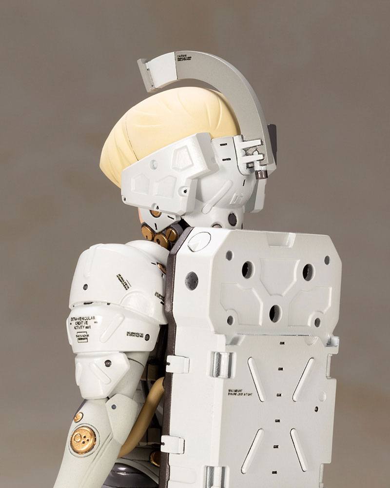 Kojima Productions Plastic Model Kit Ludens 17 cm