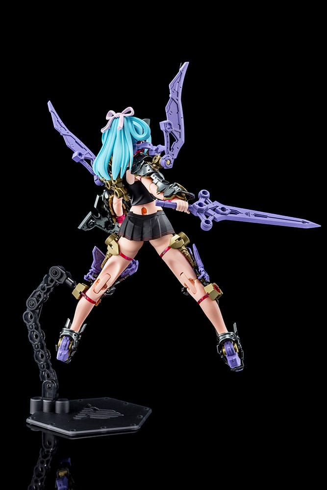 Megami Device Plastic Model Kit 1/1 Buster Doll Knight Darkness Claw 16 cm