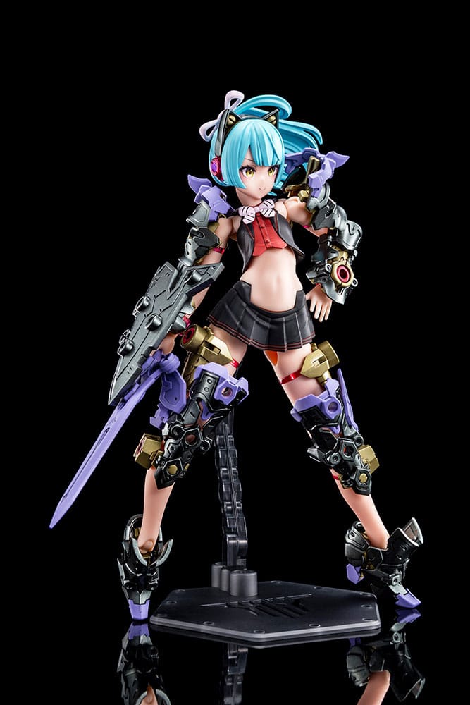 Megami Device Plastic Model Kit 1/1 Buster Doll Knight Darkness Claw 16 cm