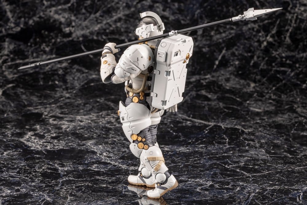 Kojima Productions Plastic Model Kit Ludens 19 cm