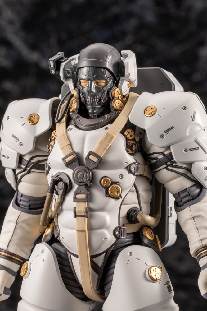 Kojima Productions Plastic Model Kit Ludens 19 cm