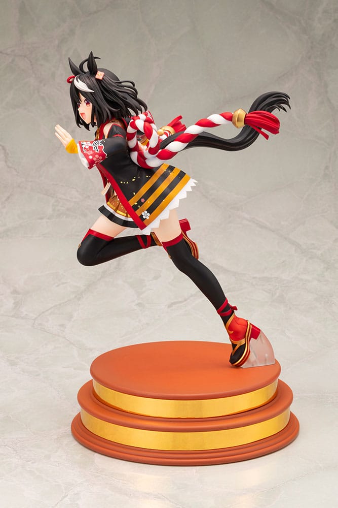 Uma Musume Pretty Derby PVC Statue 1/7 Outrunning the Encroaching Heat Kitasan Black 30 cm