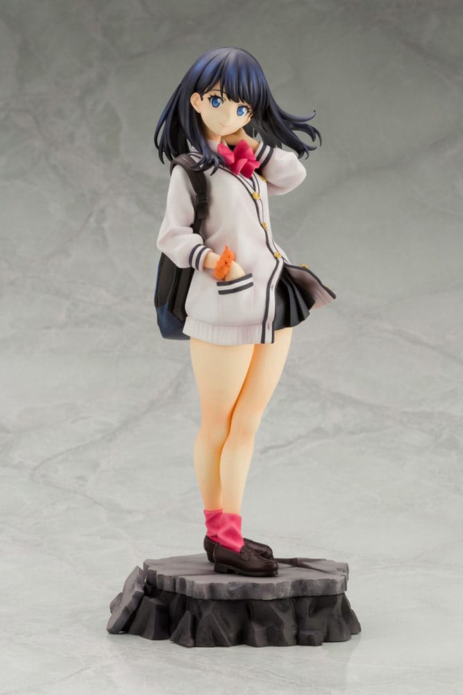 SSSS.Gridman Statue 1/7 Rikka Takarada 24 cm