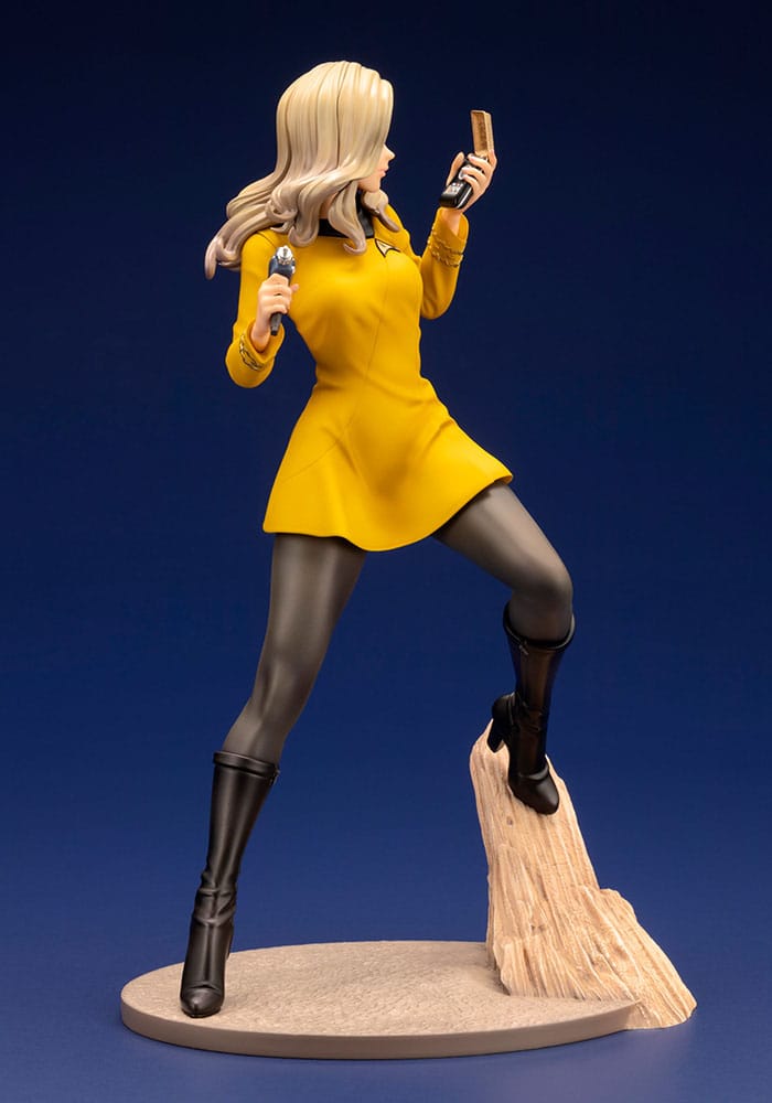 Star Trek Bishoujo PVC Statue 1/7 Command Officer 23 cm