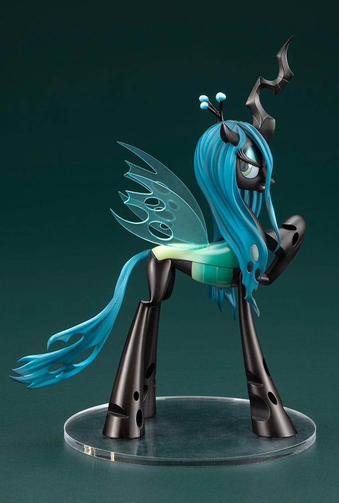 My Little Pony Bishoujo PVC Statue 1/7 Queen Chrysalis 25 cm    - Damaged packaging