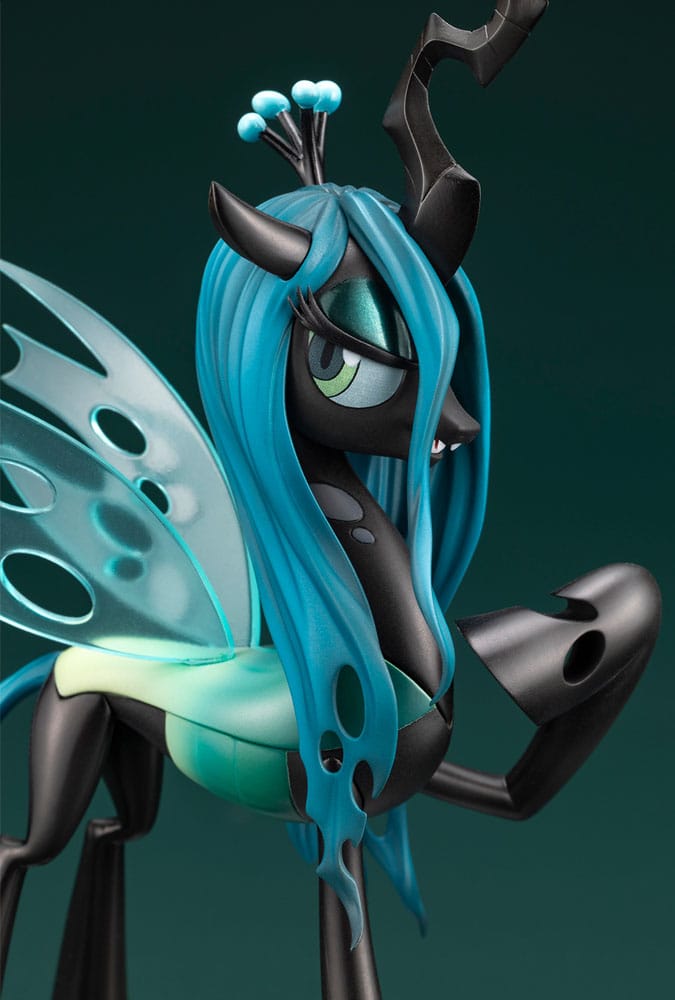 My Little Pony Bishoujo PVC Statue 1/7 Queen Chrysalis 25 cm    - Damaged packaging