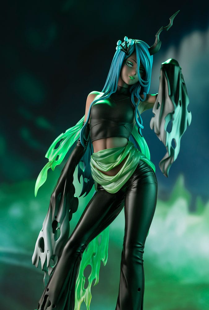 My Little Pony Bishoujo PVC Statue 1/7 Queen Chrysalis 25 cm    - Damaged packaging