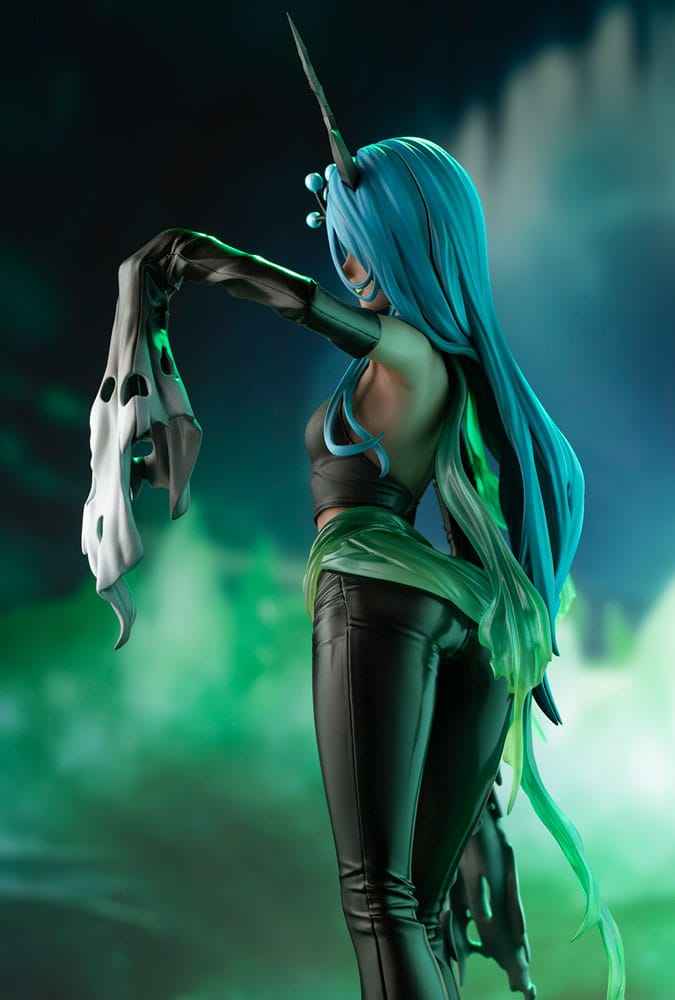 My Little Pony Bishoujo PVC Statue 1/7 Queen Chrysalis 25 cm    - Damaged packaging