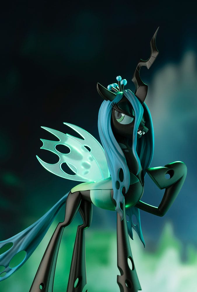 My Little Pony Bishoujo PVC Statue 1/7 Queen Chrysalis 25 cm    - Damaged packaging
