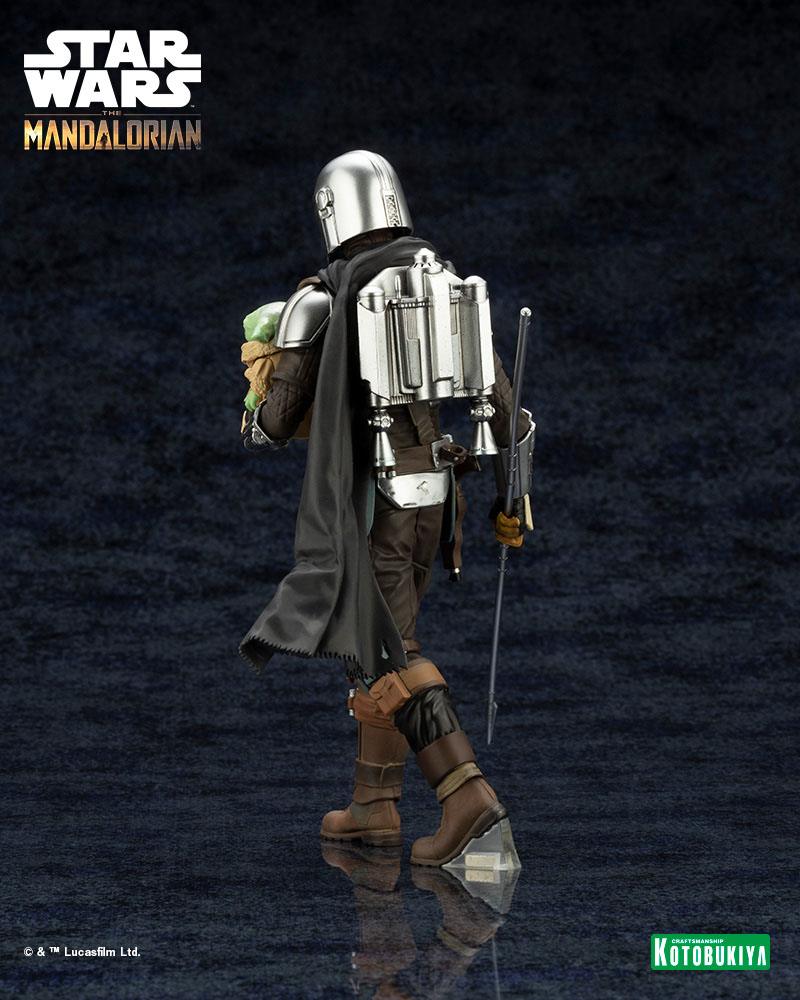 Star Wars The Mandalorian ARTFX Statue 1/10 Mandalorian & Grogu with Beskar Staff 18 cm