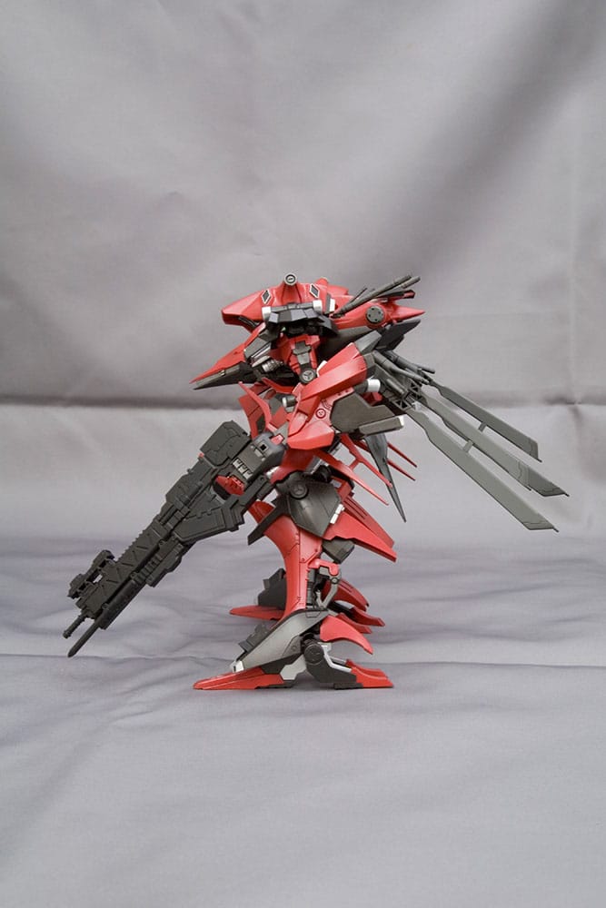 Armored Core Plastic Model Kit 1/72 Rayleonardo 03-Aaliyah Kpachar Full Package Versionn 14 cm