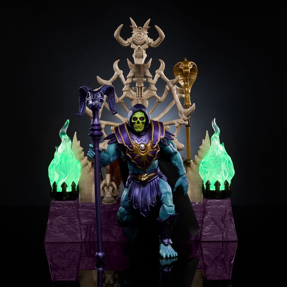 Skeletor & Throne 18 cm Masters of the Universe: New Eternia Masterverse Action Figure