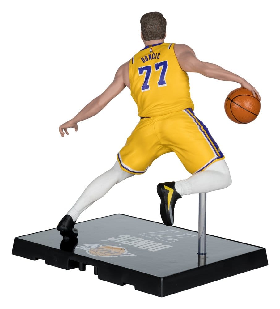NBA McFarlane's SportsPicks Action Figure Luka Doncic (LA Lakers) 15 cm
